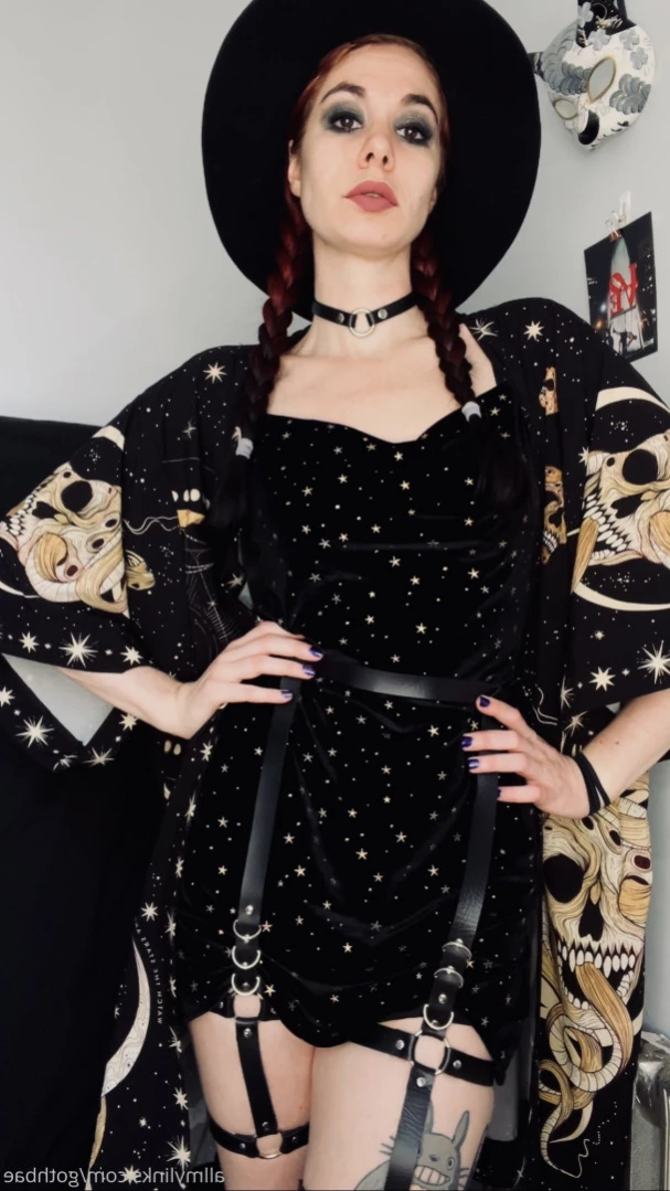 yubaba yaga [ yubaba_yaga ] Onlyfans leaked photo 14231177 on Hotleaks.tv