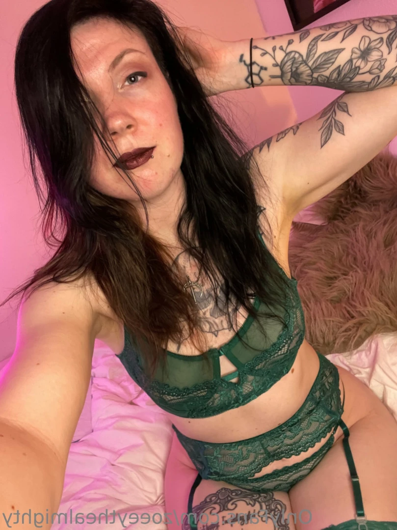 Miss Zoey [ zoeeythealmighty ] Onlyfans leaked photo 15133433 on Hotleaks.tv