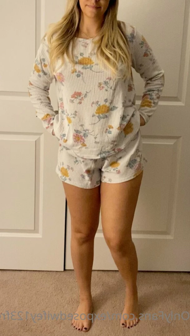 exposedwifey123free Onlyfans leaked photo 14684320 on Hotleaks.tv