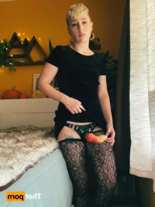 16476043