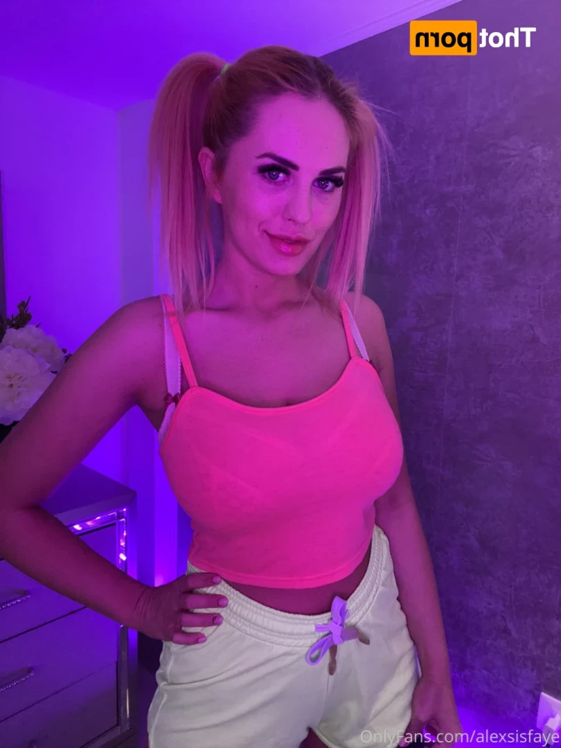 Alexsis Faye top 0.43% [ alexsisfaye ] Onlyfans leaked photo 14349139 on Hotleaks.tv