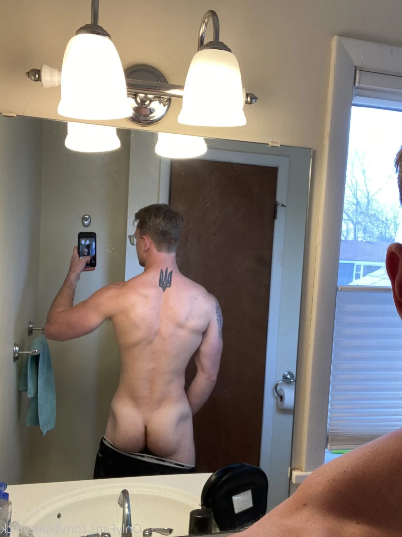 Blake 🖤 [ blockitcockit ] Onlyfans leaked photo 12278298 on Hotleaks.tv