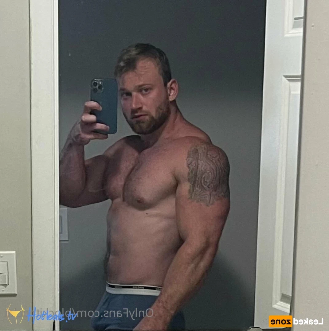 Blake 🖤 [ blockitcockit ] Onlyfans leaked photo 15537585 on Hotleaks.tv