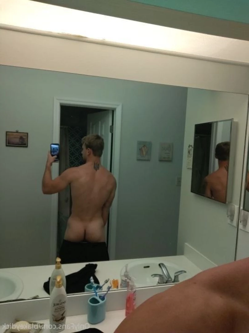 Blake 🖤 [ blockitcockit ] Onlyfans leaked photo 15538157 on Hotleaks.tv