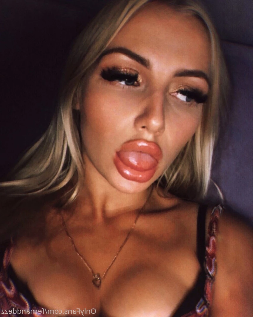 𝐁𝐄𝐋𝐋𝐀 𝐏𝟎𝐑𝐍 𝐓𝟎𝐏 𝟎.𝟓%💎 [ bellat0p ] Onlyfans leaked photo 12330149 on Hotleaks.tv