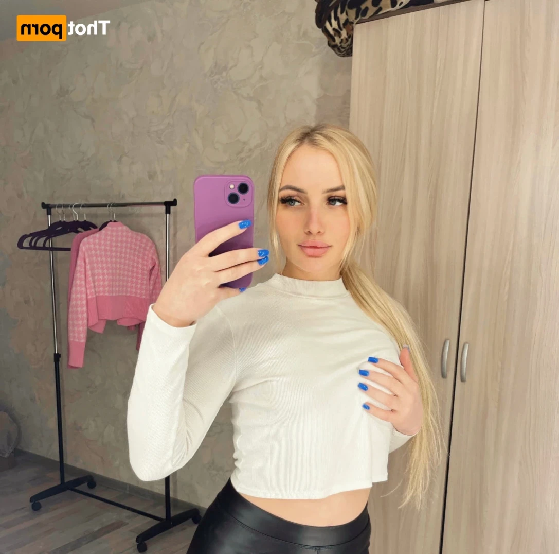 𝐁𝐄𝐋𝐋𝐀 𝐏𝟎𝐑𝐍 𝐓𝟎𝐏 𝟎.𝟓%💎 [ bellat0p ] Onlyfans leaked photo 12744049 on Hotleaks.tv