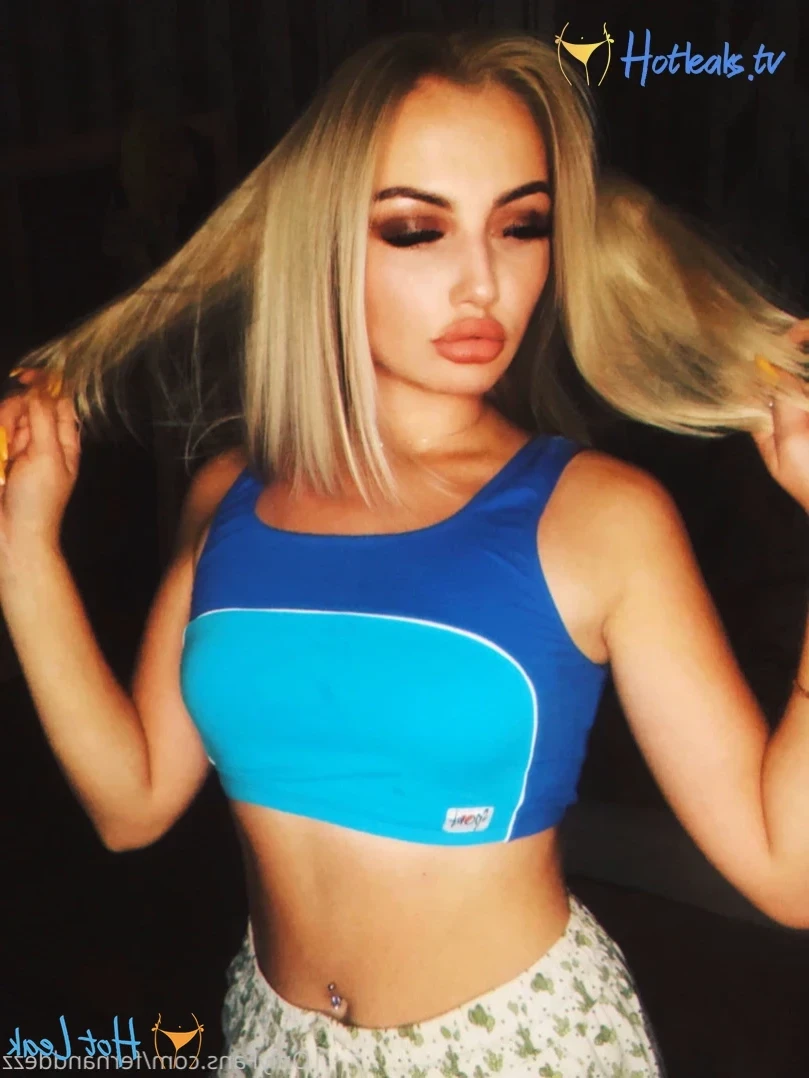 𝐁𝐄𝐋𝐋𝐀 𝐏𝟎𝐑𝐍 𝐓𝟎𝐏 𝟎.𝟓%💎 [ bellat0p ] Onlyfans leaked photo 13605061 on Hotleaks.tv