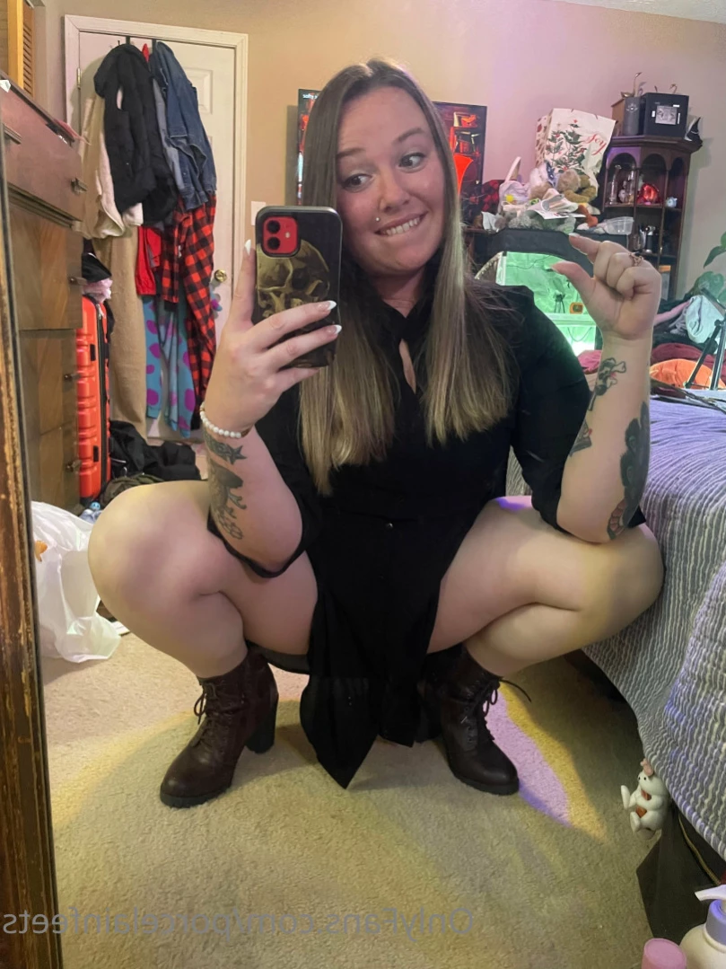 Porcelain Goddess [ porcelainfeets ] Onlyfans leaked photo 10992629 on Hotleaks.tv