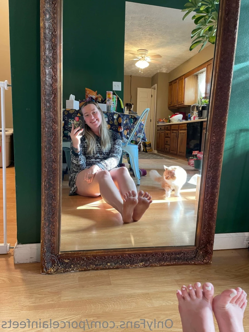 Porcelain Goddess [ porcelainfeets ] Onlyfans leaked photo 15445881 on Hotleaks.tv