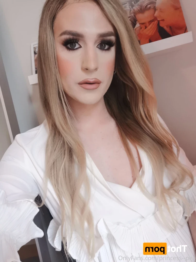 Mummy - Hung British TS [ urprincesspea ] Onlyfans leaked photo 12815799 on Hotleaks.tv