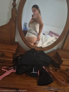 16167048