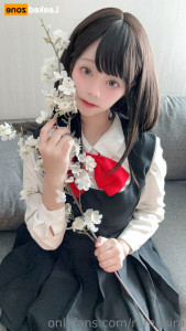 16610070
