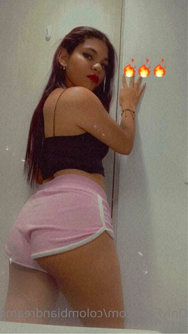 Valentina [ colombiandreamgirl18 ] Onlyfans leaked photo 12792497 on Hotleaks.tv