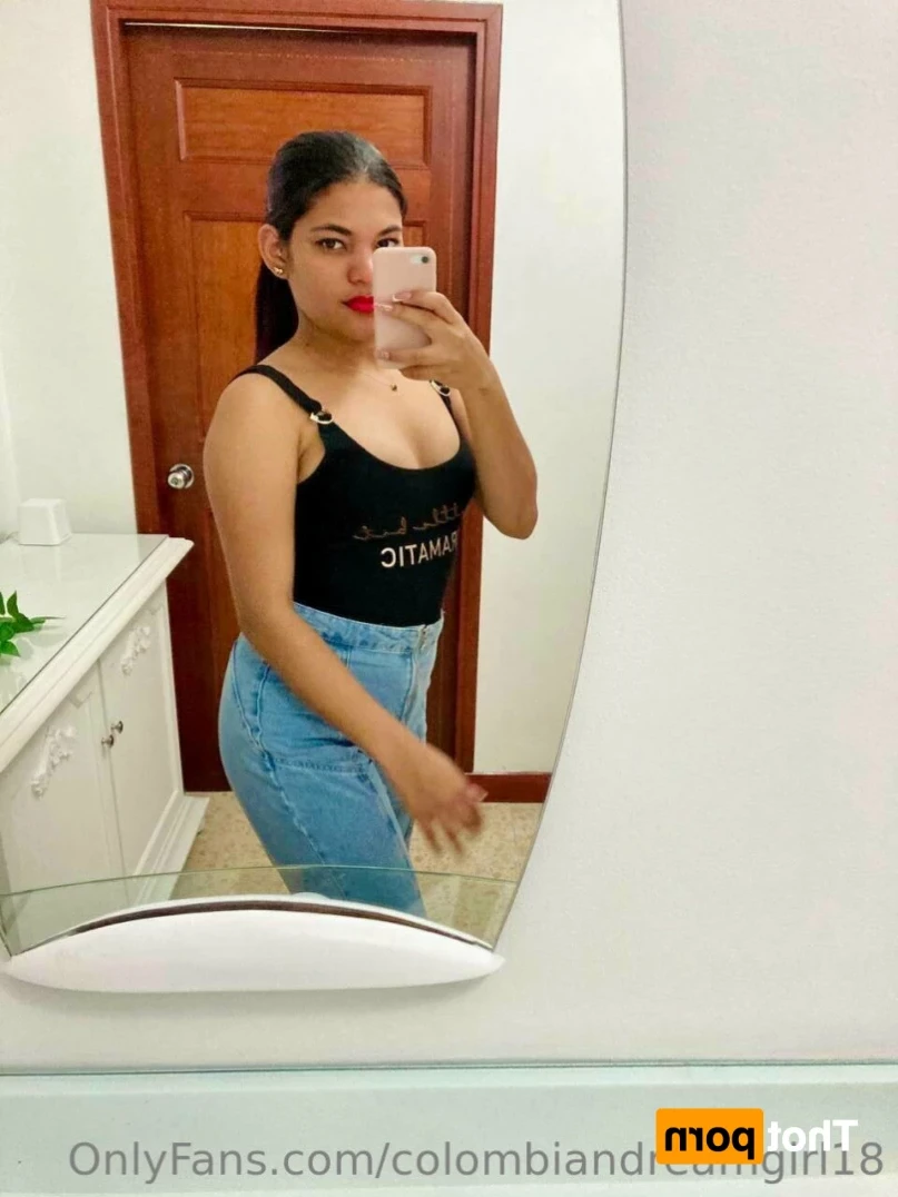 Valentina [ colombiandreamgirl18 ] Onlyfans leaked photo 12849675 on Hotleaks.tv