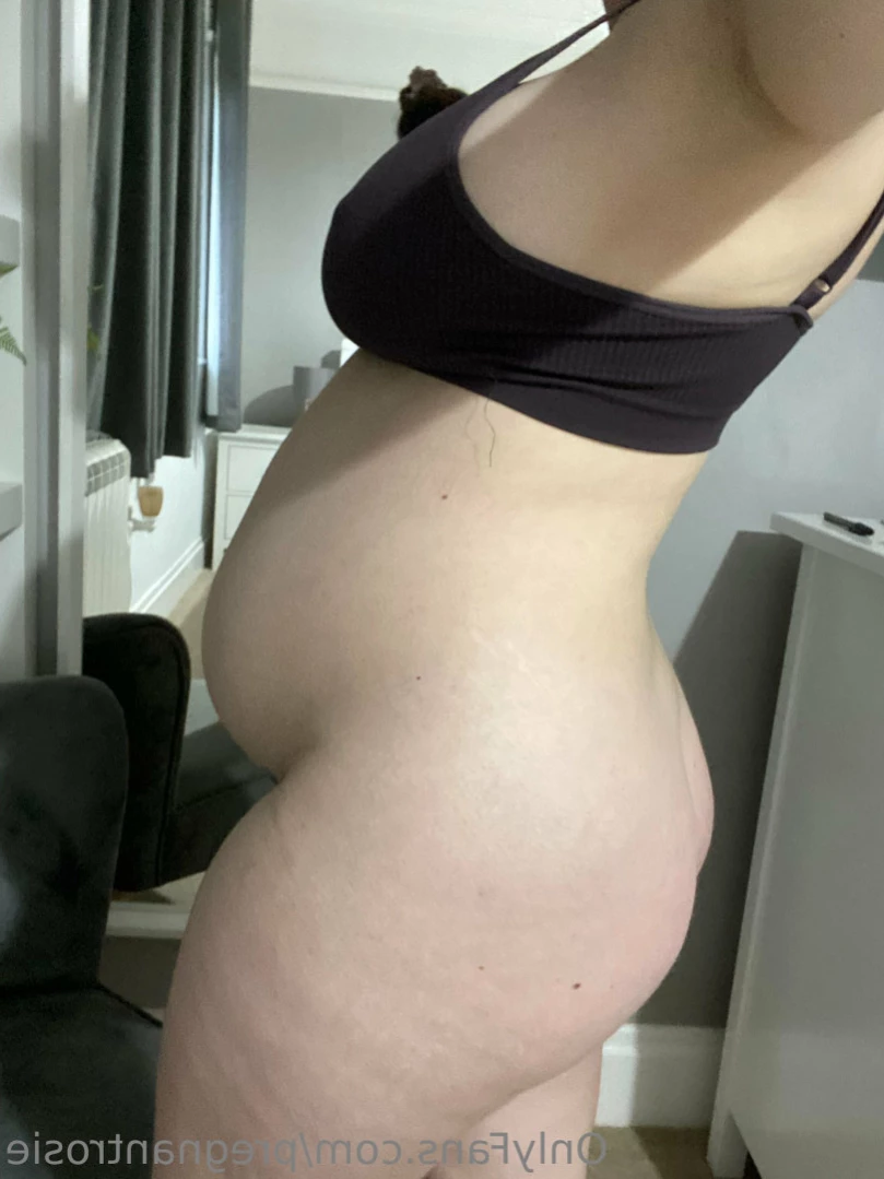 pregnant ~ Rosie 🤱 NO PPV [ mombodrosie ] Onlyfans leaked photo 12733582 on Hotleaks.tv