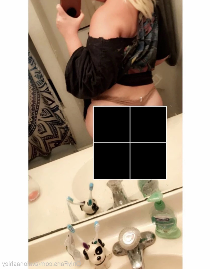 M I S S A V A L O N A S H👑 V I P [ avalonashvip ] Onlyfans leaked photo 16441308 on Hotleaks.tv