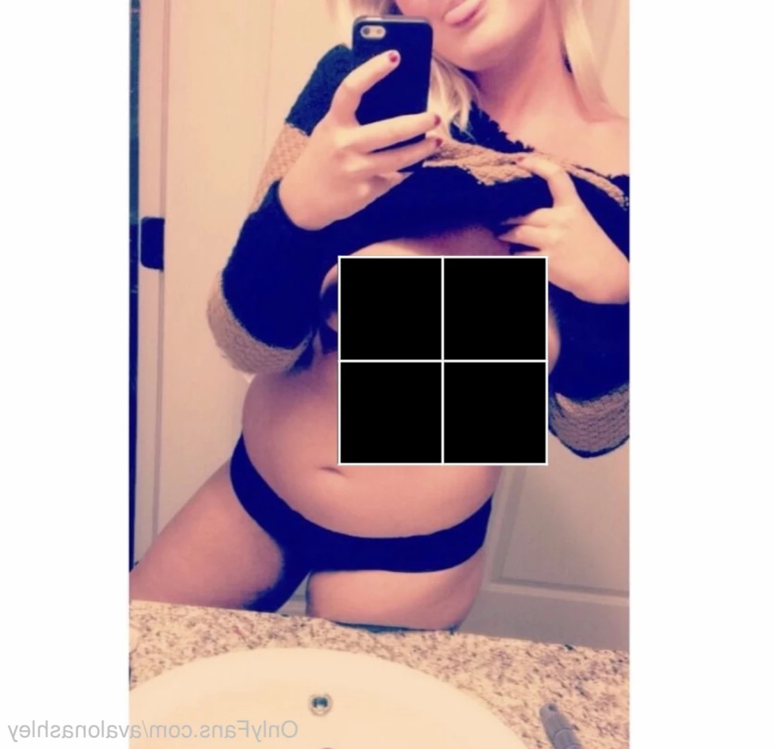 M I S S A V A L O N A S H👑 V I P [ avalonashvip ] Onlyfans leaked photo 16441483 on Hotleaks.tv