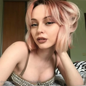 15963864