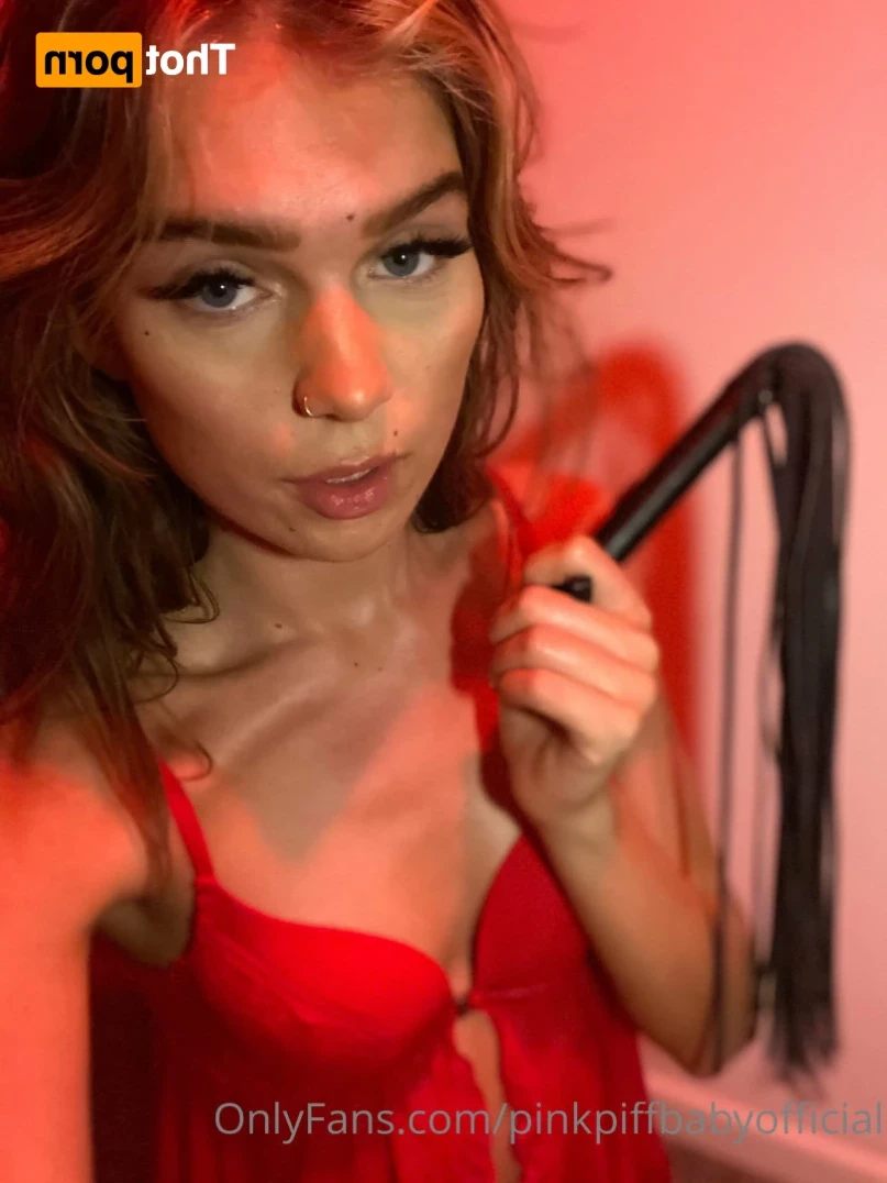your favourite loner st0ner &lt;3 [ pinkpiffbabyofficial ] Onlyfans leaked photo 12838355 on Hotleaks.tv
