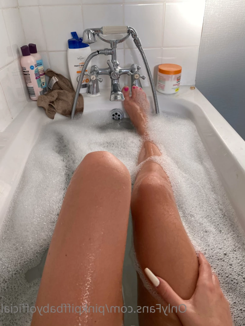 your favourite loner st0ner &lt;3 [ pinkpiffbabyofficial ] Onlyfans leaked photo 14004409 on Hotleaks.tv