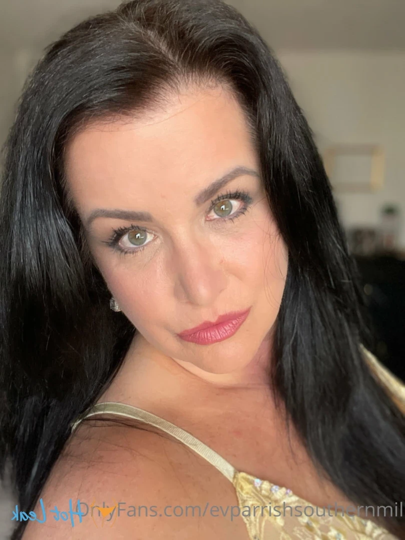 Evangeline (EV) Parrish [ evparrish ] Onlyfans leaked photo 12700417 on Hotleaks.tv