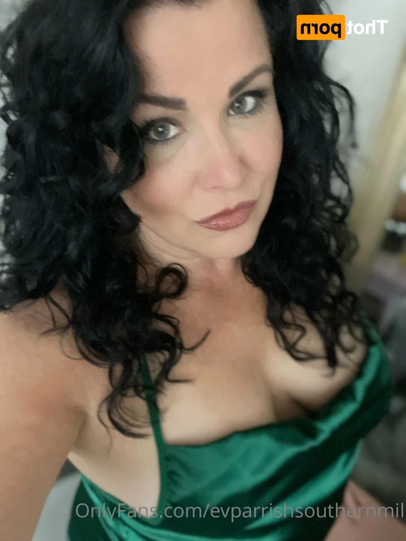 Evangeline (EV) Parrish [ evparrish ] Onlyfans leaked photo 13632639 on Hotleaks.tv