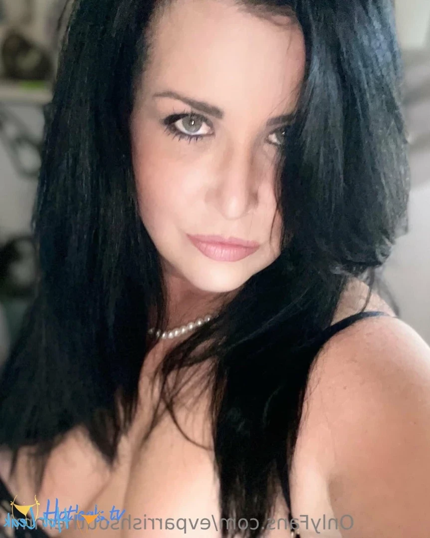 Evangeline (EV) Parrish [ evparrish ] Onlyfans leaked photo 13632896 on Hotleaks.tv