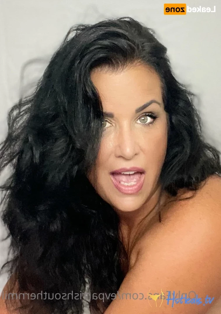 Evangeline (EV) Parrish [ evparrish ] Onlyfans leaked photo 14085955 on Hotleaks.tv