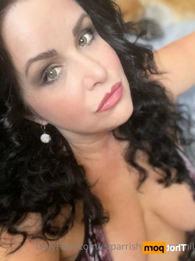Evangeline (EV) Parrish [ evparrish ] Onlyfans leaked photo 14866102 on Hotleaks.tv