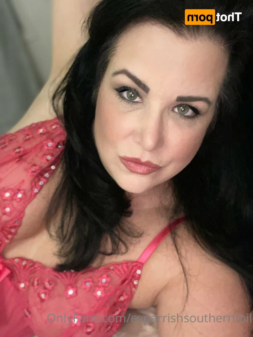Evangeline (EV) Parrish [ evparrish ] Onlyfans leaked photo 15734252 on Hotleaks.tv