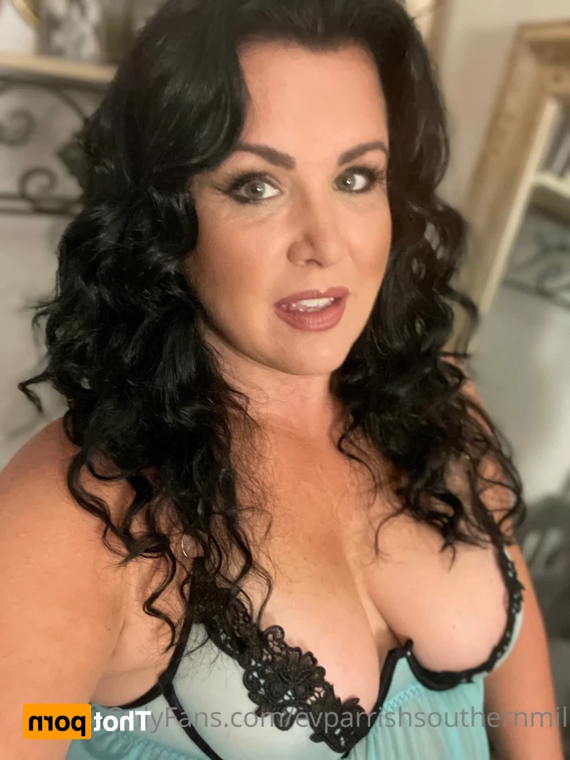 Evangeline (EV) Parrish [ evparrish ] Onlyfans leaked photo 16089731 on Hotleaks.tv