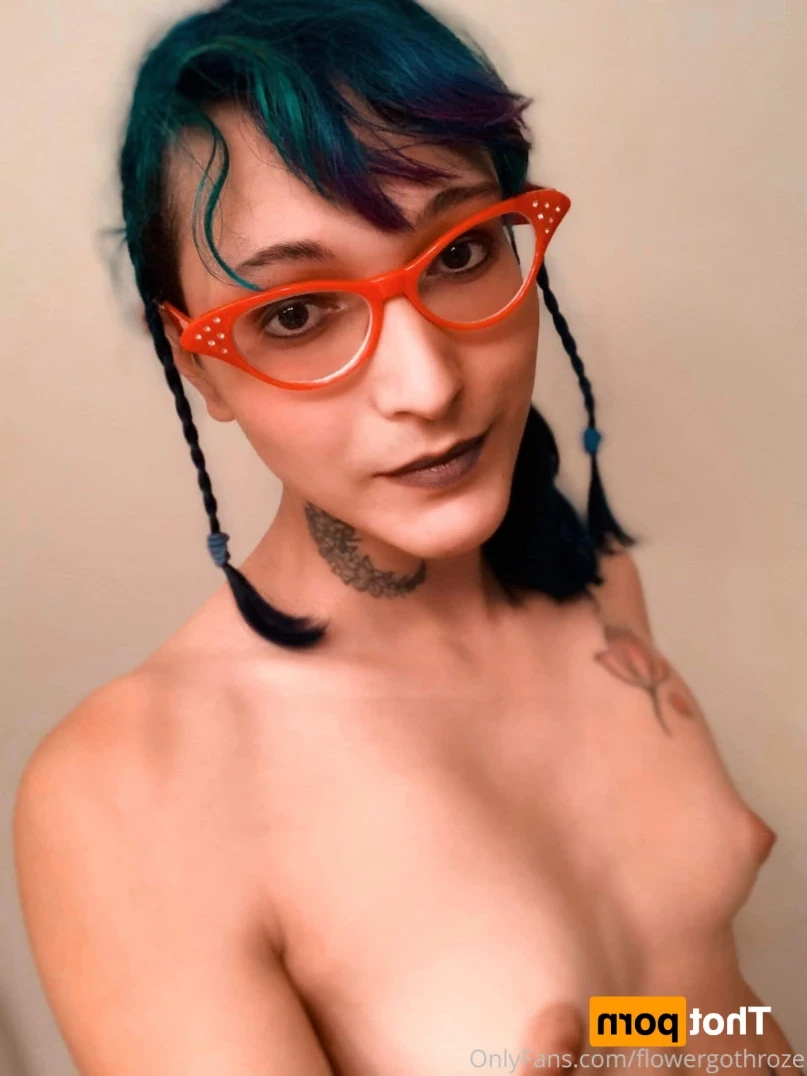 flowergothroze Onlyfans leaked photo 10980495 on Hotleaks.tv