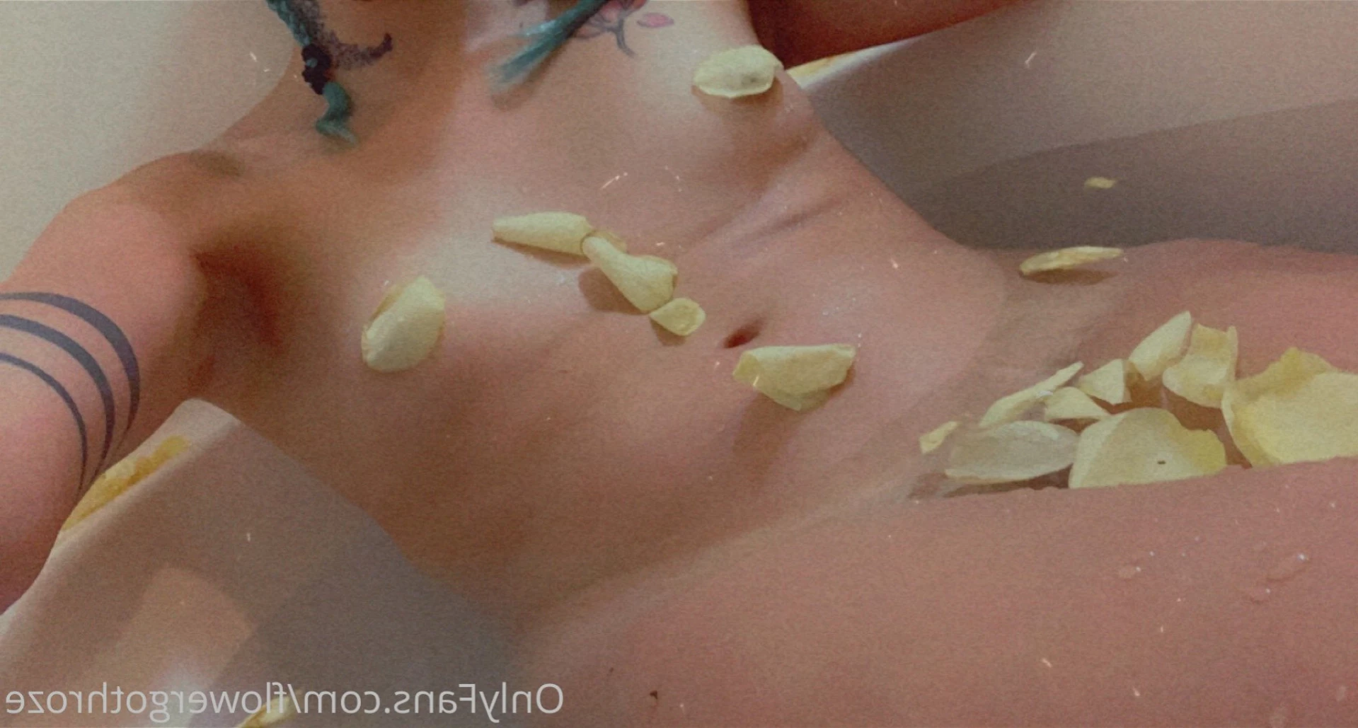 flowergothroze Onlyfans leaked photo 11785113 on Hotleaks.tv