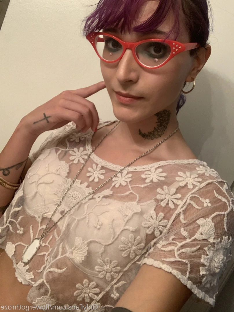 flowergothroze Onlyfans leaked photo 13485540 on Hotleaks.tv