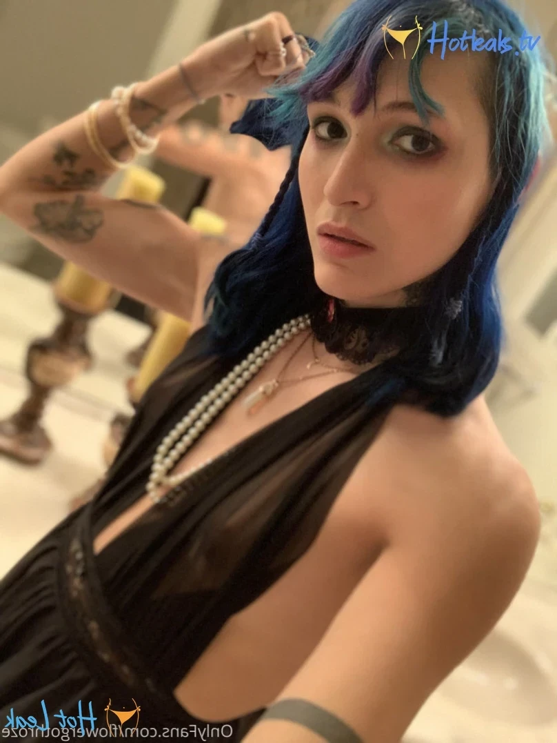flowergothroze Onlyfans leaked photo 13489996 on Hotleaks.tv