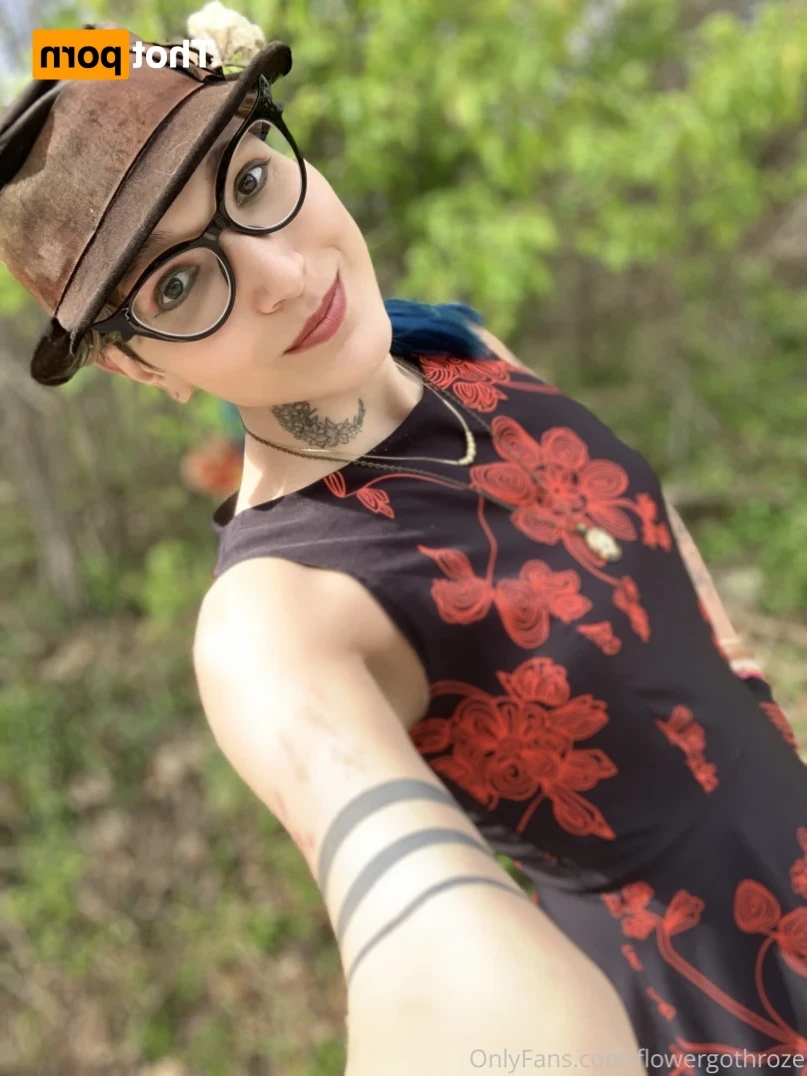 flowergothroze Onlyfans leaked photo 13490575 on Hotleaks.tv