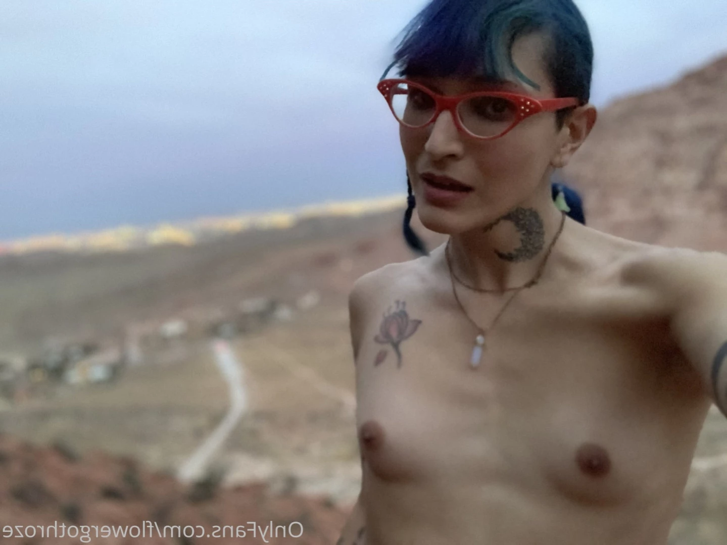 flowergothroze Onlyfans leaked photo 14859382 on Hotleaks.tv