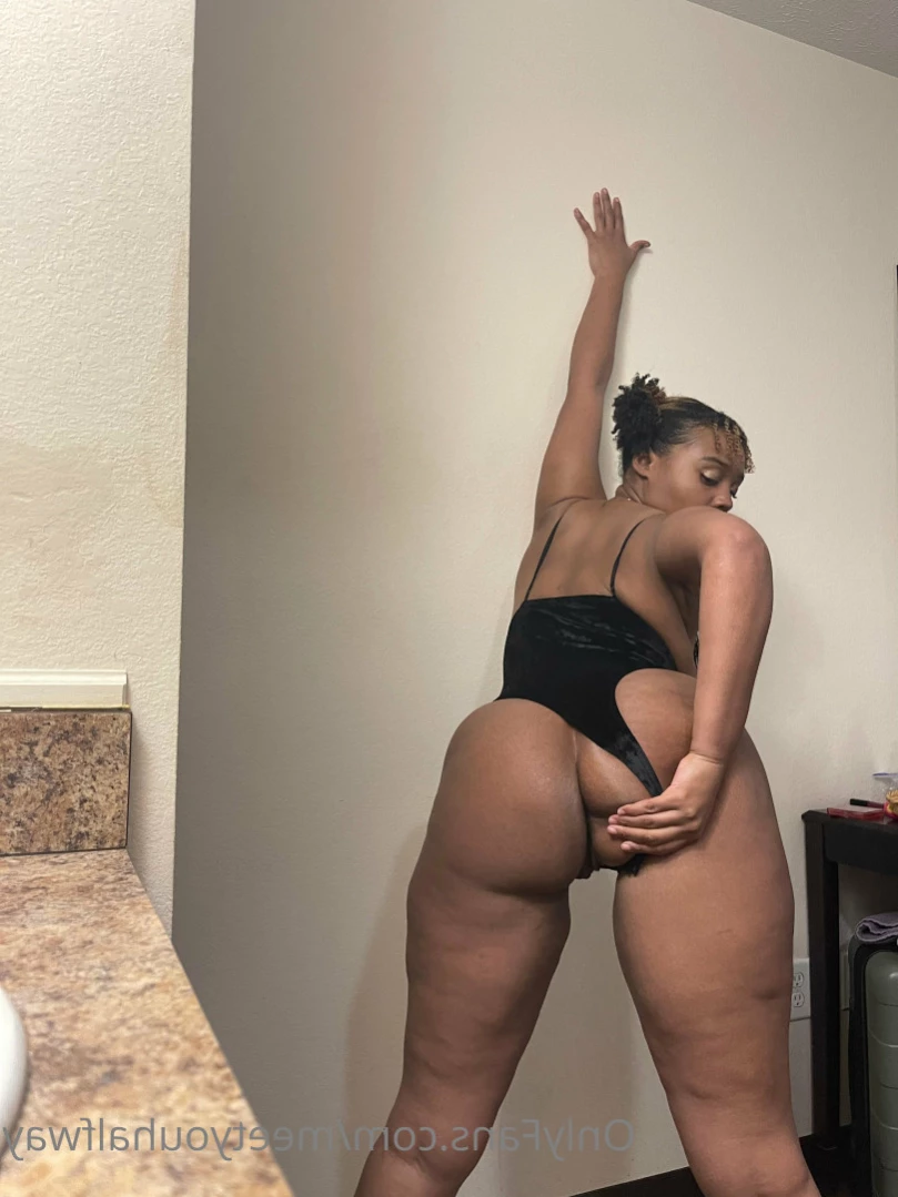 Marie [ meetyouhalfway ] Onlyfans leaked photo 12701050 on Hotleaks.tv