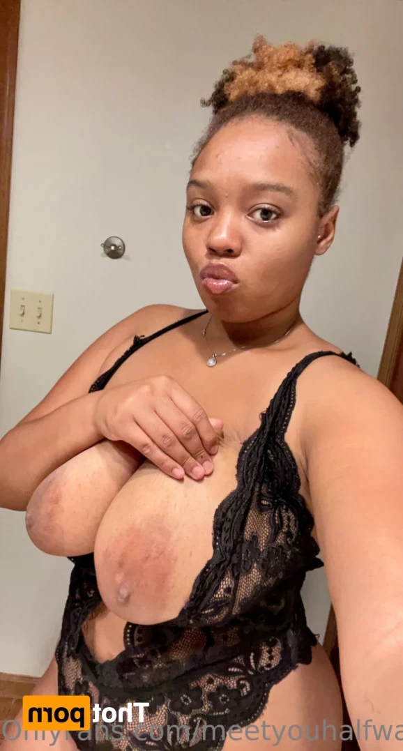 Marie [ meetyouhalfway ] Onlyfans leaked photo 12735624 on Hotleaks.tv