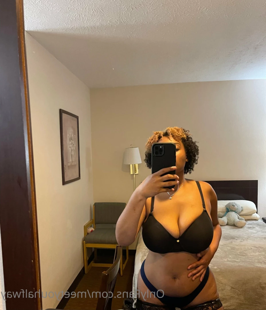 Marie [ meetyouhalfway ] Onlyfans leaked photo 12914993 on Hotleaks.tv