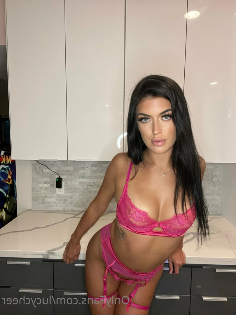 Lucy [ lucymomma ] Onlyfans leaked photo 12599040 on Hotleaks.tv
