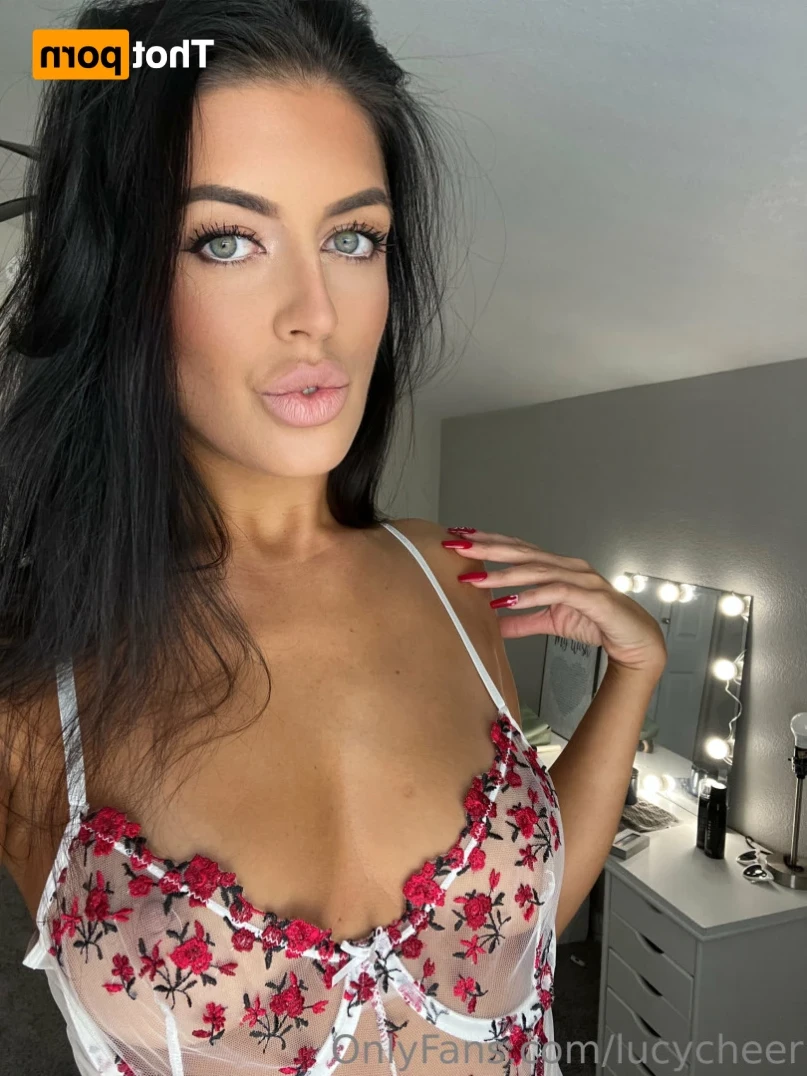 Lucy [ lucymomma ] Onlyfans leaked photo 13644608 on Hotleaks.tv