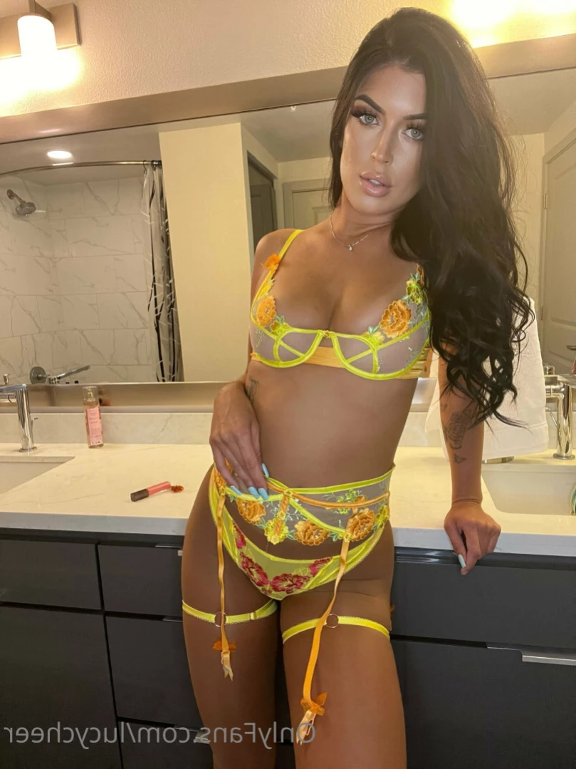 Lucy [ lucymomma ] Onlyfans leaked photo 16148342 on Hotleaks.tv