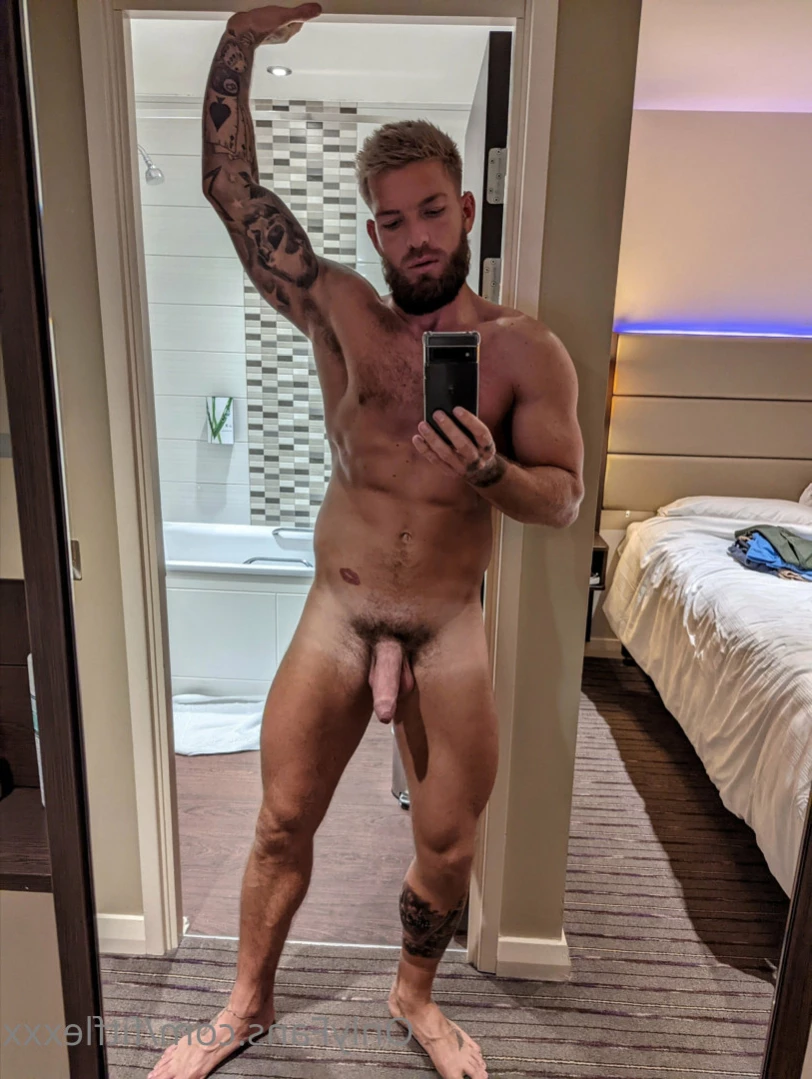 Fit Scott Flex [ fitscottflex ] Onlyfans leaked photo 15615271 on Hotleaks.tv