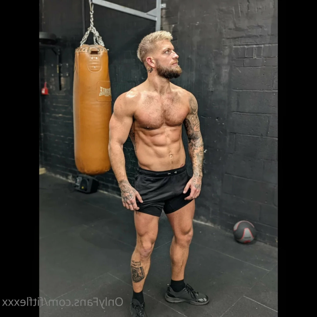 Fit Scott Flex [ fitscottflex ] Onlyfans leaked photo 16190571 on Hotleaks.tv