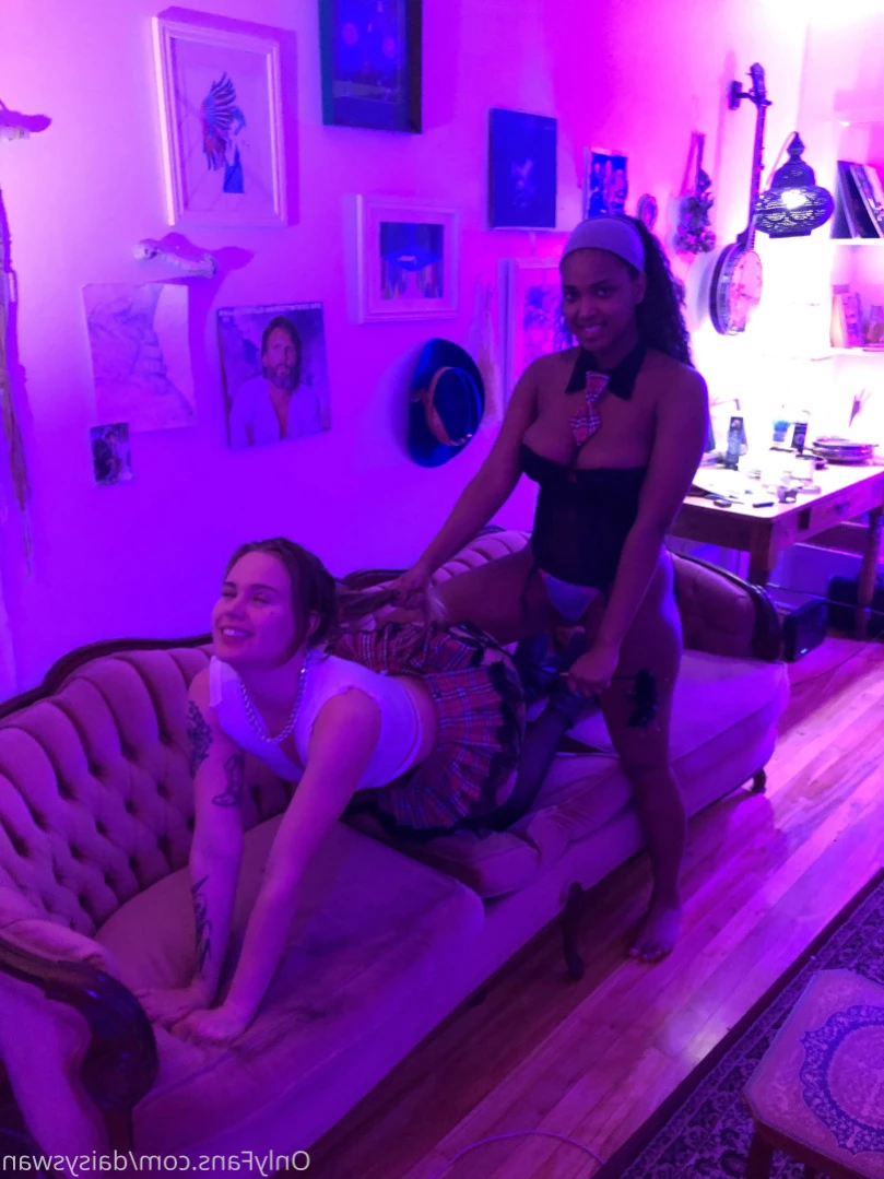 Daisy Swan [ daisyswan ] Onlyfans leaked photo 14081492 on Hotleaks.tv