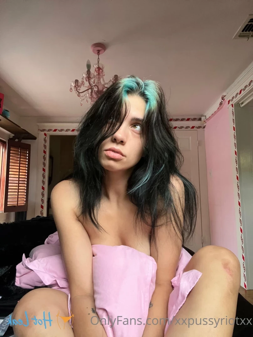 Pussy Riot [ pussyriot ] Onlyfans leaked photo 13232557 on Hotleaks.tv