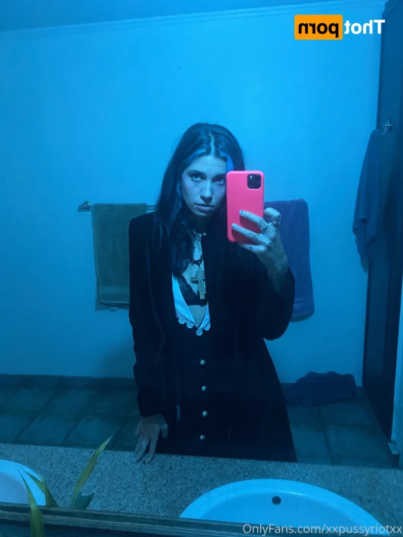 Pussy Riot [ pussyriot ] Onlyfans leaked photo 15622074 on Hotleaks.tv