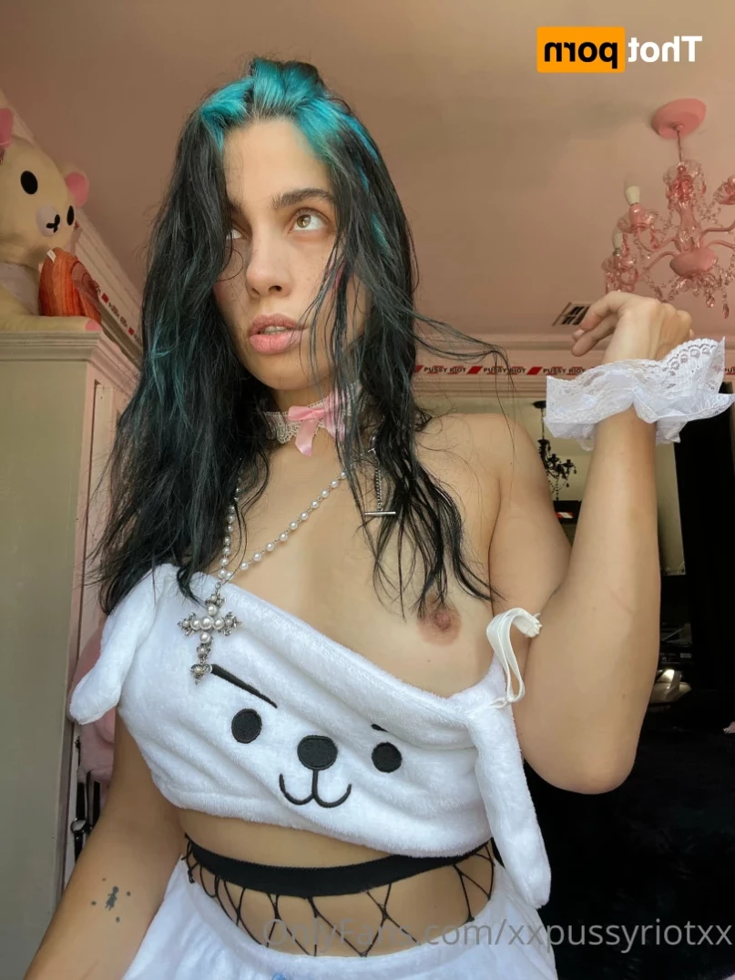 Pussy Riot [ pussyriot ] Onlyfans leaked photo 16113387 on Hotleaks.tv