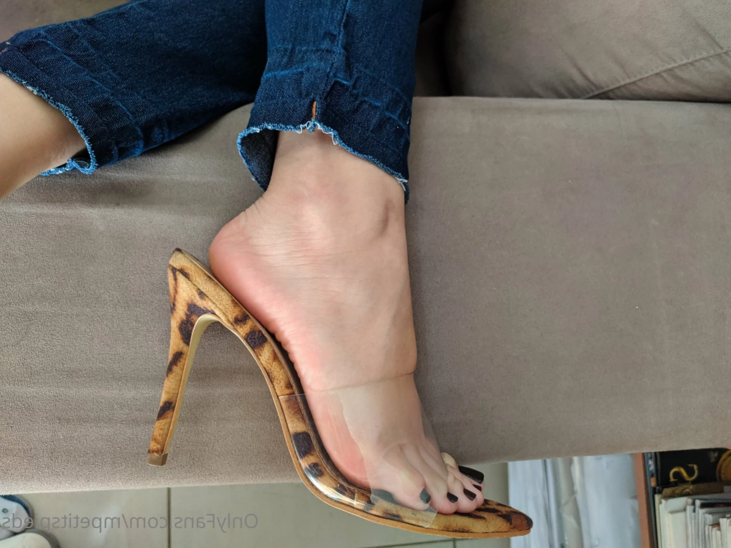 Ana [ mpetitspieds ] Onlyfans leaked photo 16071435 on Hotleaks.tv